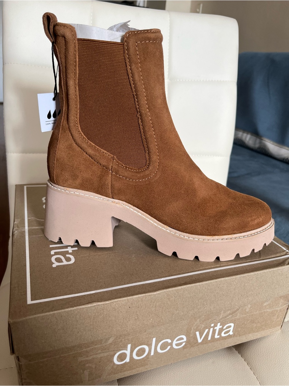 Hawk H2O Dark Brown Suede Chelsea Lug Boot - Women 9.5 waterproof